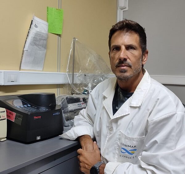 Un proyecto del CENPAT busca transformar cabezas de langostino en alimento para animales