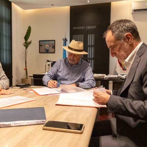 Othar firmó el inicio de los estudios técnicos con IATASA