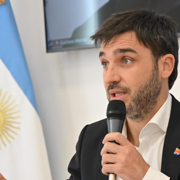 Torres puso el foco en la pesca: buscan reactivar la merluza y generar empleo en Chubut