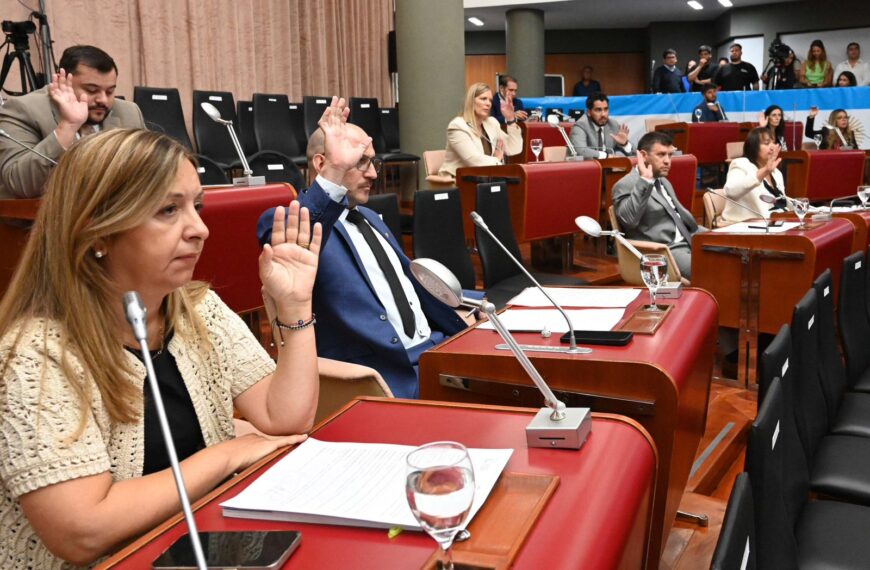 La Legislatura designó a las autoridades y fijó el cronograma de sesiones 2026