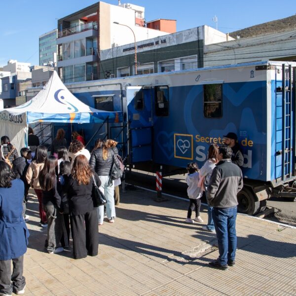El Municipio profundiza la atención territorial con el tráiler sanitario en el centro
