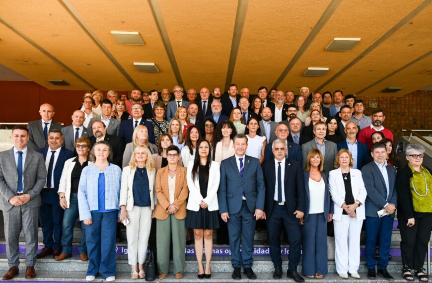 La UNPSJB participó del plenario del CIN que declaró la emergencia salarial ypresupuestaria