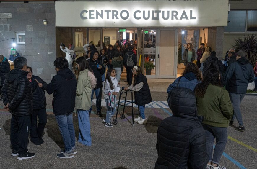 Comodoro conmemora Malvinas con el Festival “Celeste y Blanco”
