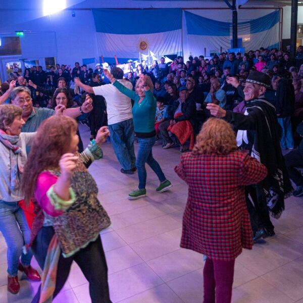 Comodoro conmemora Malvinas con el Festival “Celeste y Blanco”