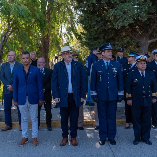 El intendente participó del acto en homenaje a los soldados caídos en Malvinas en Rodríguez Peña