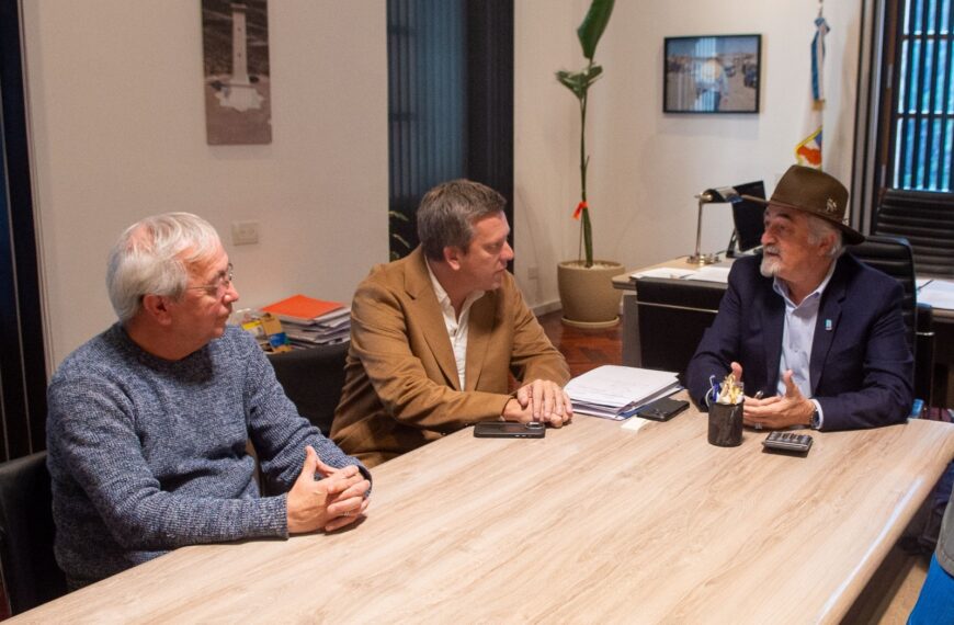 El intendente se reunió con directivos del Banco del Chubut