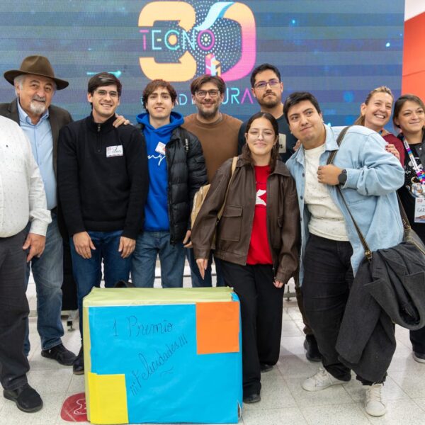 La Municipalidad premió la innovación en el Hackatón “Ciudad Futura 2026”