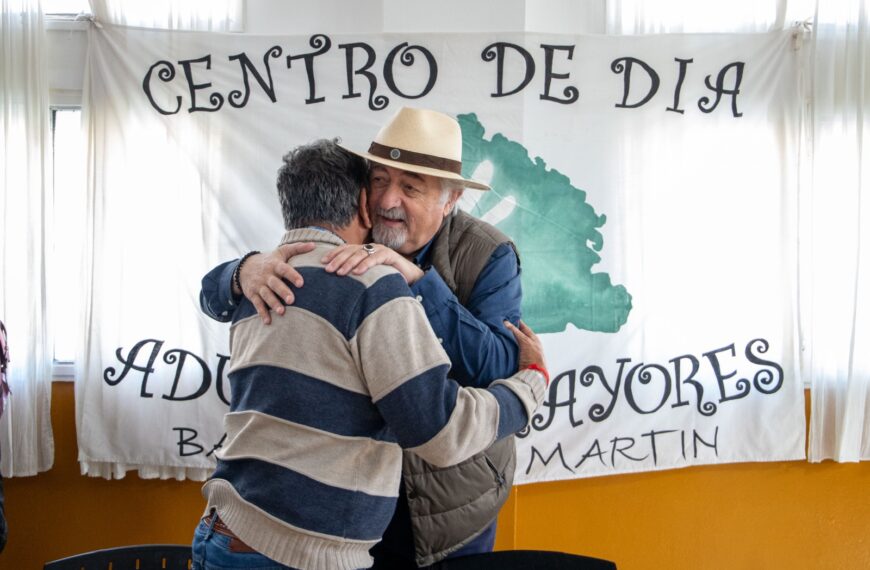 El intendente acompañó el encuentro que integró a adultos mayores de la ciudad