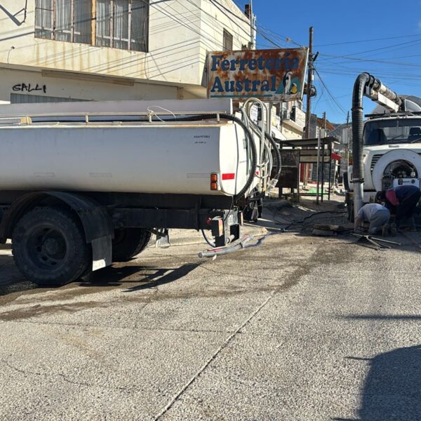 El Municipio solucionó un importante taponamiento pluvial en barrio San Martín