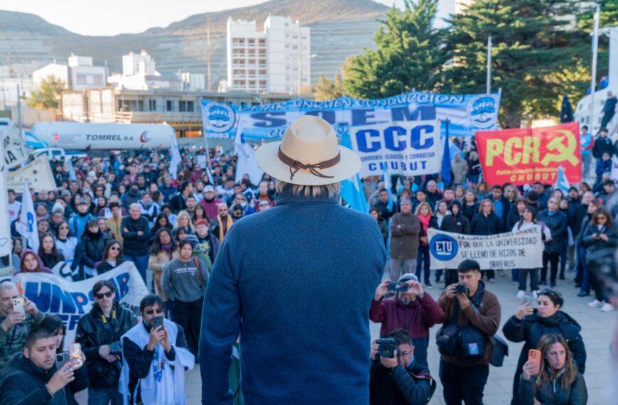 Othar: “Si al gobierno nacional la educación le parece cara, que pruebe con la ignorancia”