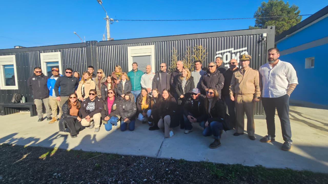 Se anunció en Comodoro el permiso ambiental para el desarrollo de snorkel, buceo y nado con lobos marinos como producto turístico
