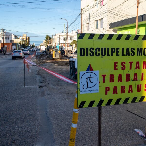 El plan integral de mantenimiento de calzada llegó a La Loma con intervenciones en diferentes sectores