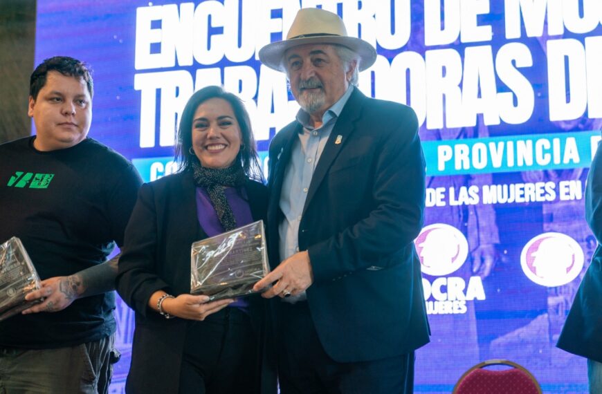 Othar acompañó la apertura del encuentro Mujeres Trabajadoras del Sur