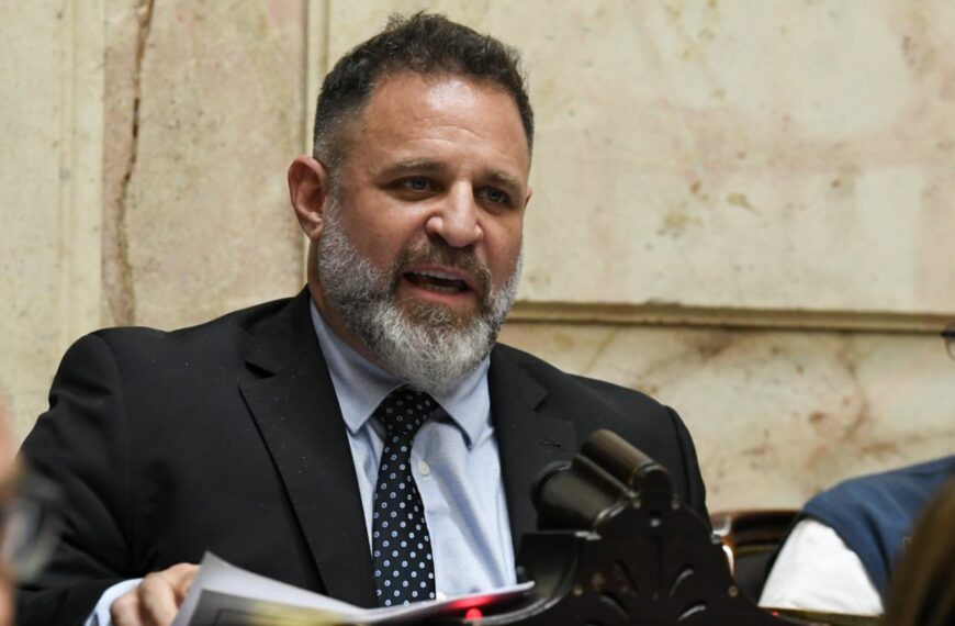 GLINSKI PRESENTÓ UNA LEY PARA QUE LAS PETROLERAS SE HAGAN CARGO DE LOS POZOS ABANDONADOS