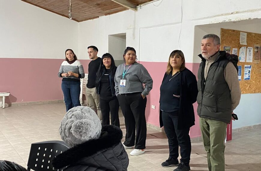 El Municipio acerca herramientas de salud a jóvenes y adultos en los barrios