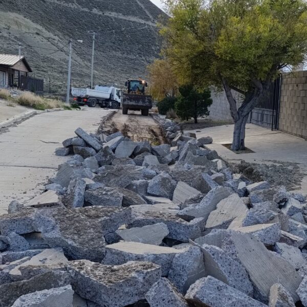 El Municipio intervino la calle Diego Simón de Los Tilos y solucionó un grave peligro de anegamiento