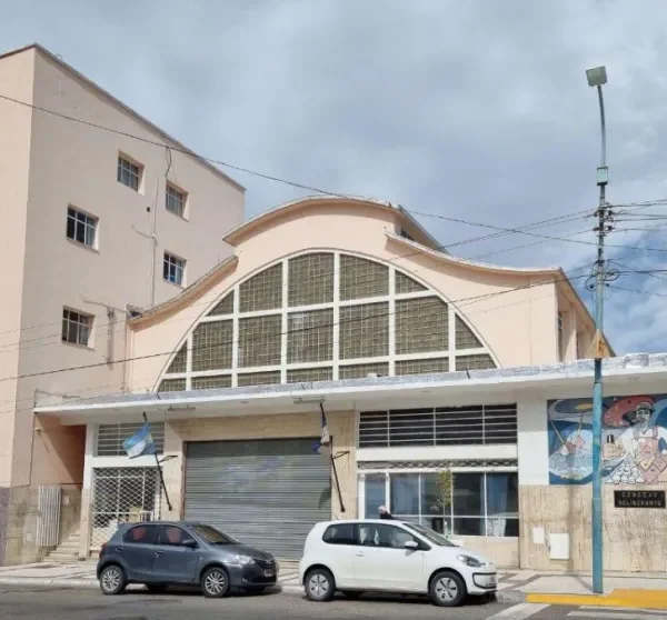 El Ejecutivo Municipal convocó a una sesión extraordinaria para el lunes y busca garantizar el pago de los haberes con aumento