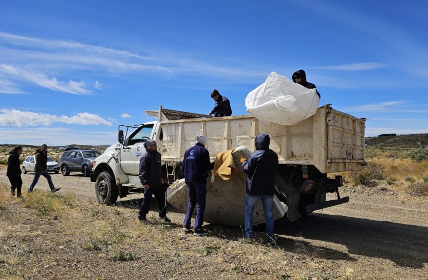Los equipos de limpieza municipal recolectaron más de 6500 carretillas de basura en playas y atractivos turísticos