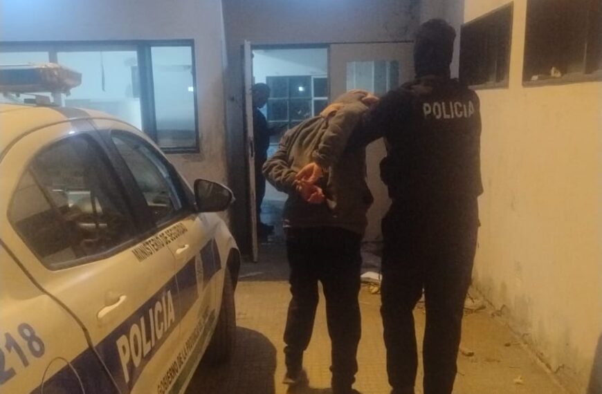 Amenazó a un vecino con un cuchillo y terminó detenido