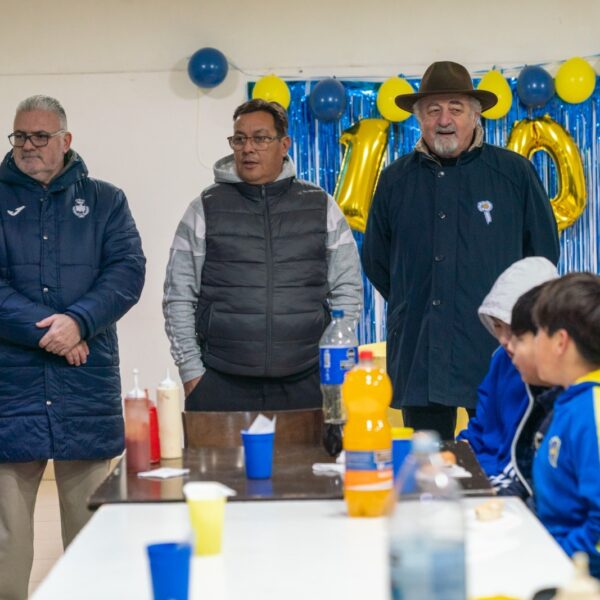 El intendente acompañó el acto por el centenario del Club Talleres Juniors