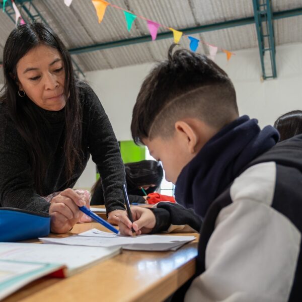 El Municipio y el Instituto 807 sostienen el apoyo en Matemática para estudiantes secundarios