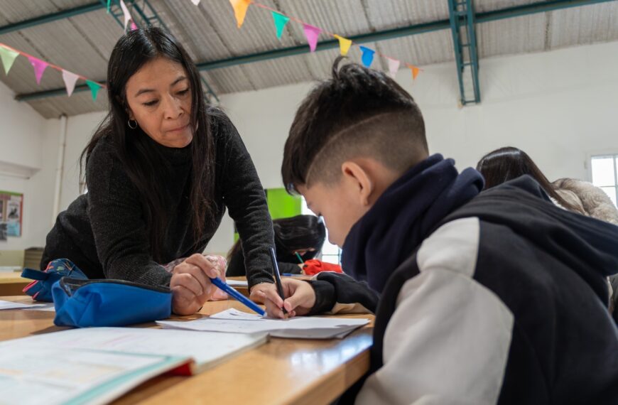 El Municipio y el Instituto 807 sostienen el apoyo en Matemática para estudiantes secundarios