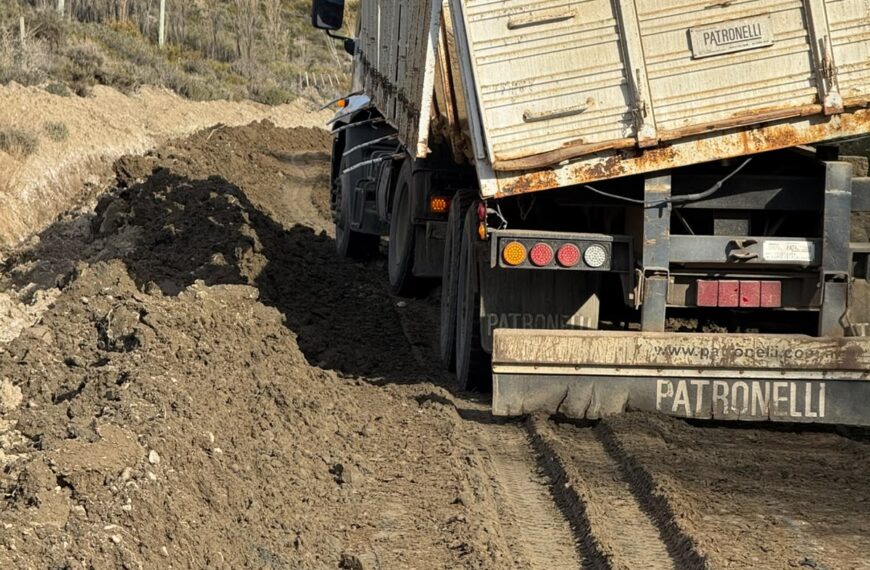 Avanzan los trabajos de mantenimiento en calles y sectores afectados por acumulación de agua