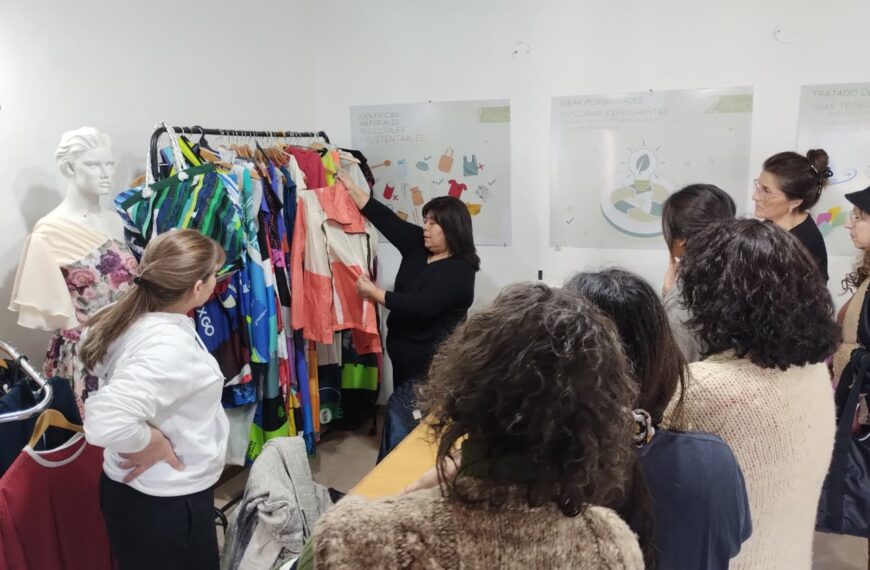 Costura comunitaria: un taller gratuito que vuelve a abrir sus puertas el próximo viernes